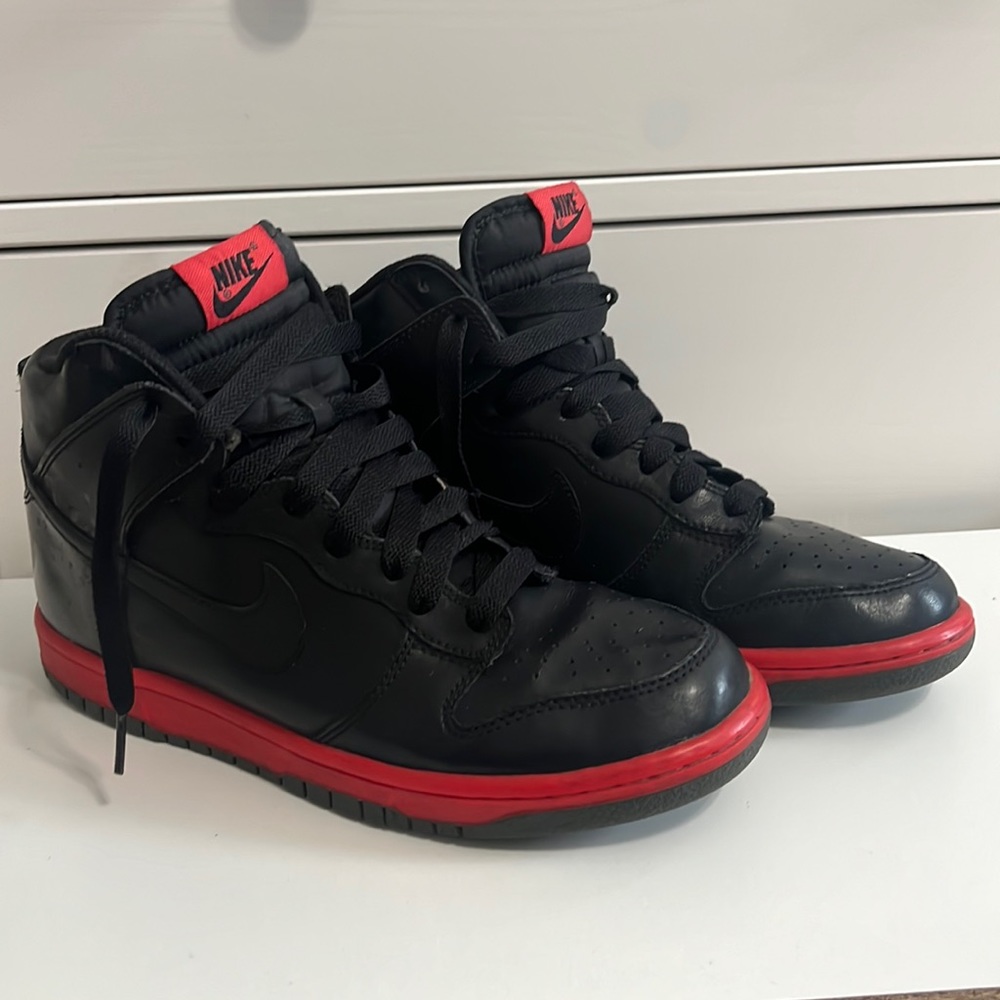 Nike Dunk High Red Black